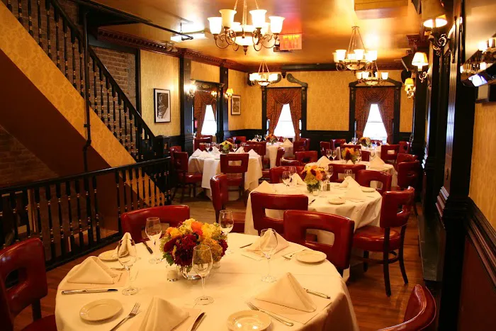 Hurley's Restaurant & Bar Picture 3