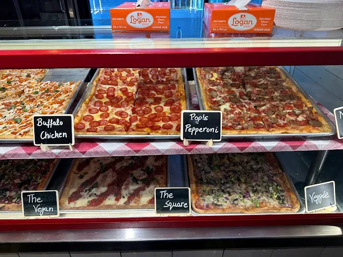 Pop's Pizzas Picture 1