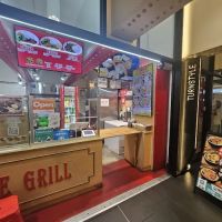 Lions Gate Grill ico