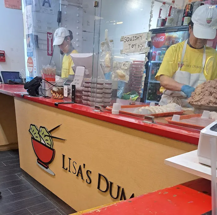 Lisa's Dumplings Picture 2