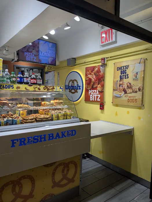 Wetzel's Pretzels Picture 9