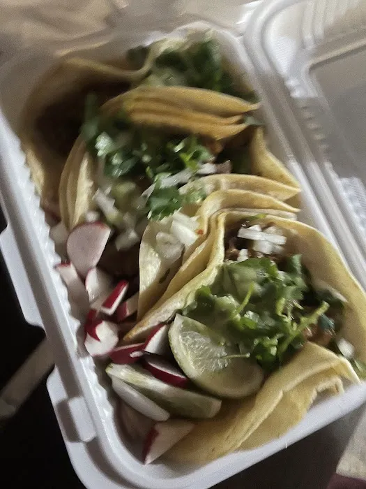 Tacos Y Quesadillas Picture 2