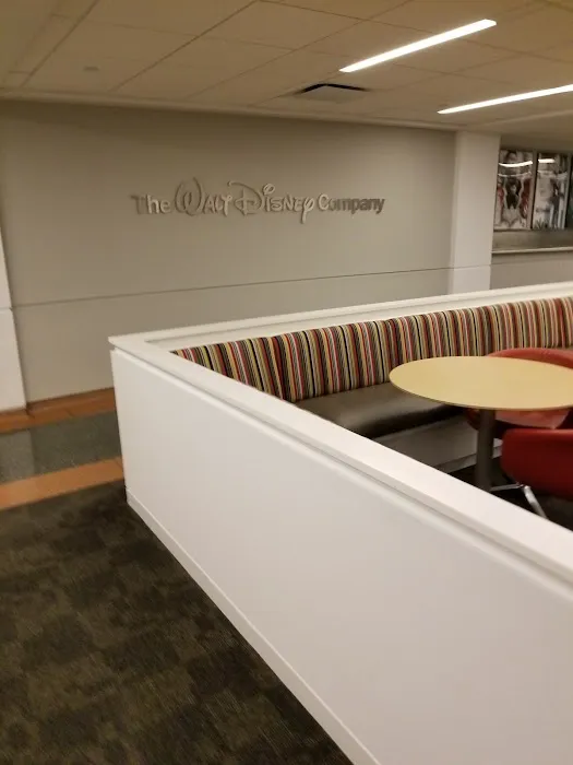 Disney ABC Cafeteria Picture 2