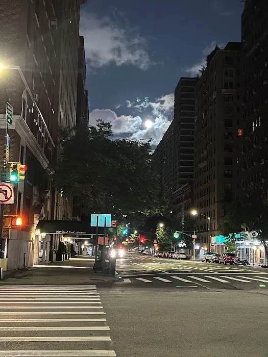 72nd And Broadway Picture 1