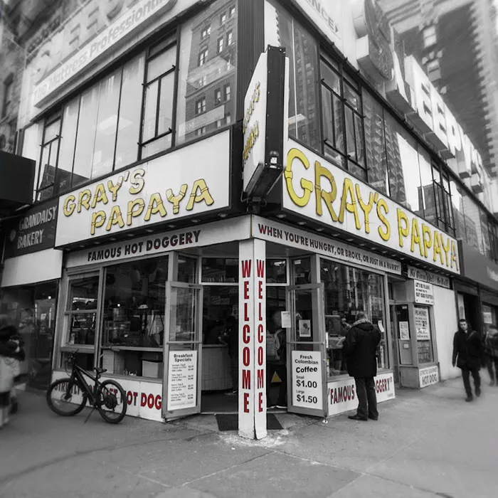 Gray's Papaya Picture 3
