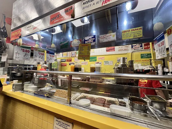 Gray's Papaya Picture 8