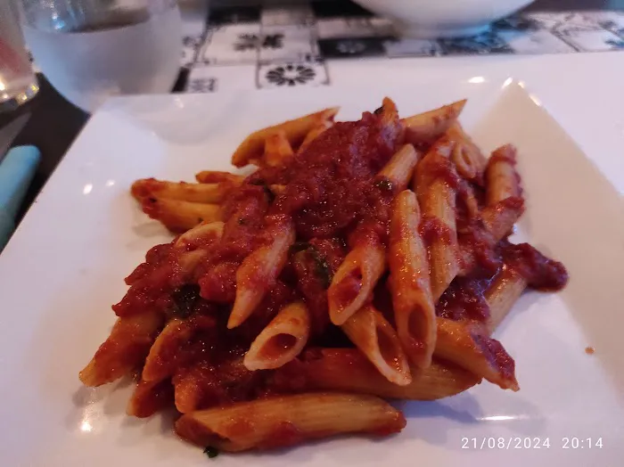 Via Toscana Picture 6