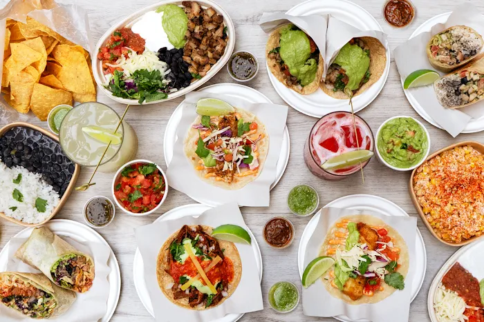 Miss Yolo’s Tacos - Vanderbilt Market Picture 3
