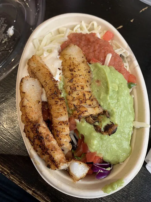 Miss Yolo’s Tacos - Vanderbilt Market Picture 2