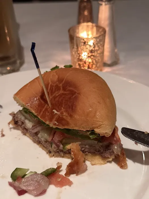 Empire Burger House Picture 7