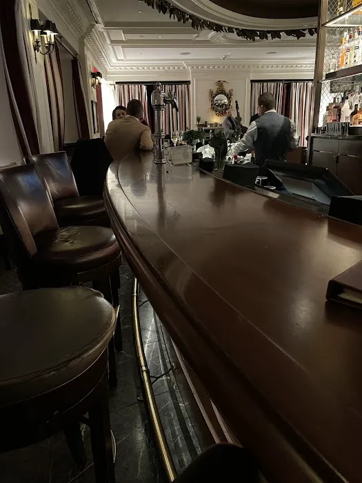 The Parlour at The Barclay Picture 5