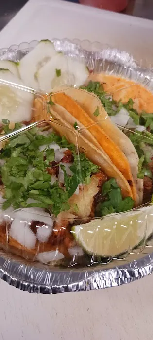 Tacos Los 2 Carnales Park Ave Picture 2