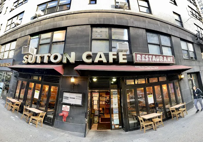 Sutton Cafe Picture 7