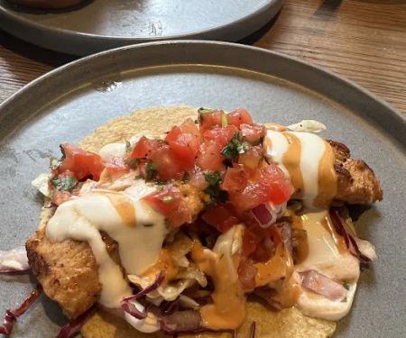 Tommy Bahama Restaurant, Bar & Store