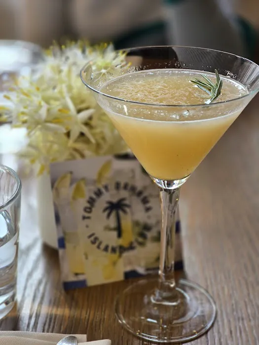 Tommy Bahama Restaurant, Bar & Store Picture 3