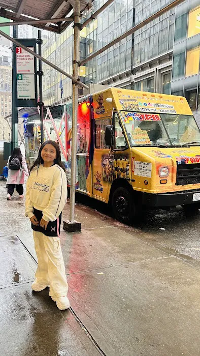 69 El Delicioso Food Truck Picture 2