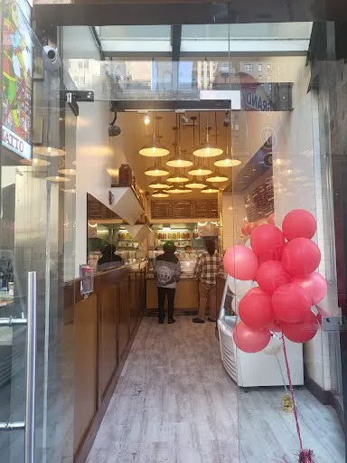 Omar's Mediterranean Cuisine Picture 3