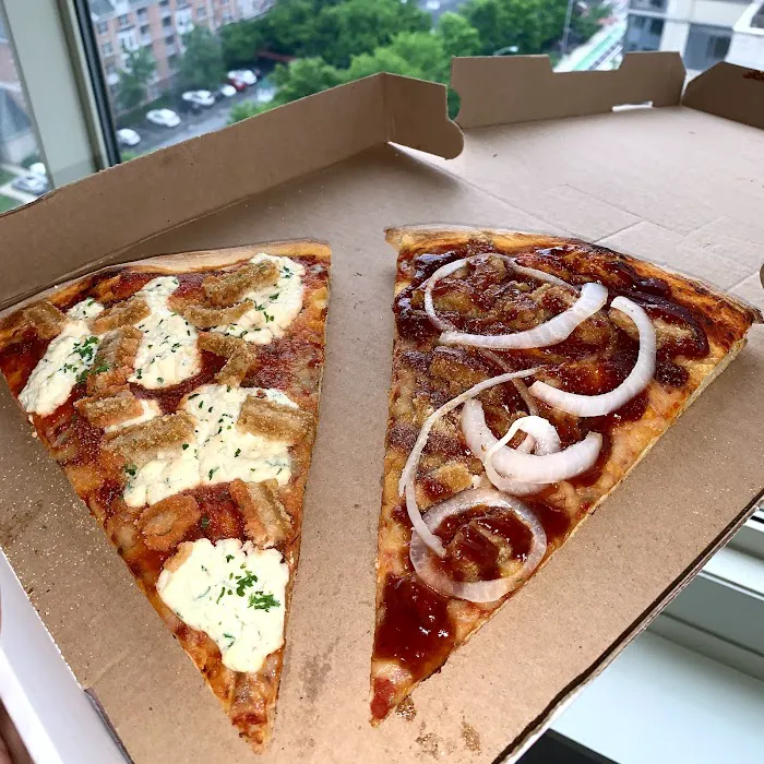 Mora Pizza Picture 1