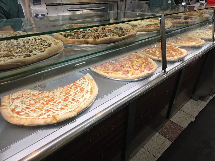 Famous Original Ray's Pizza Picture 4