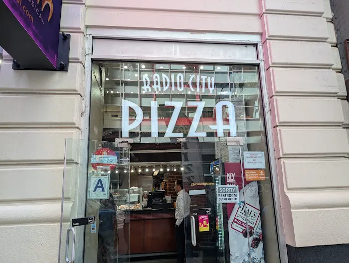 Radio City Pizza Picture 6