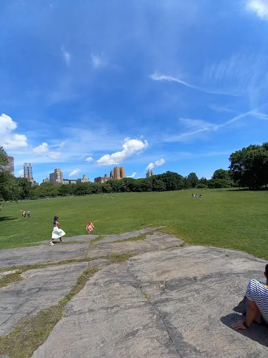 MOE EATS NYC Picture 9