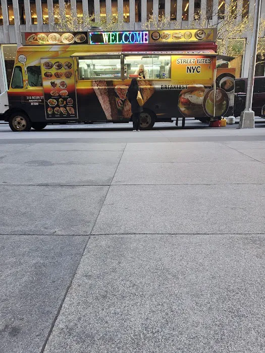 MOE EATS NYC Picture 8