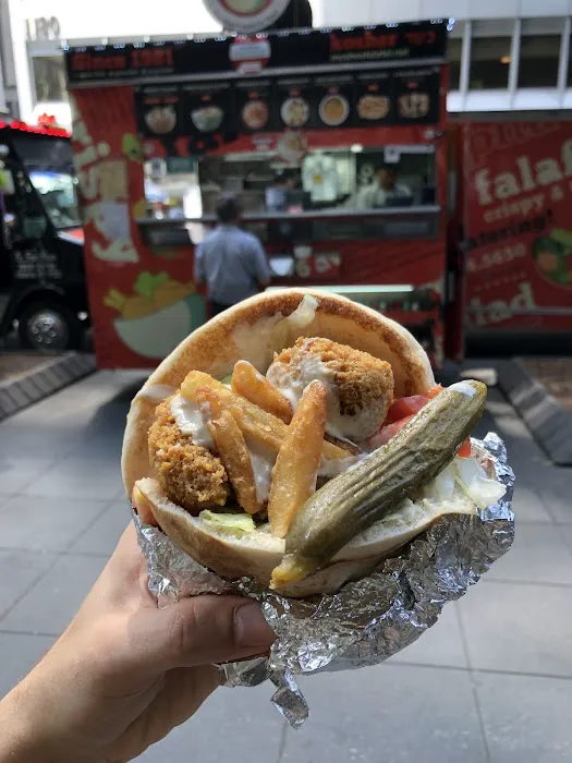 Moshe’s falafel Picture 3