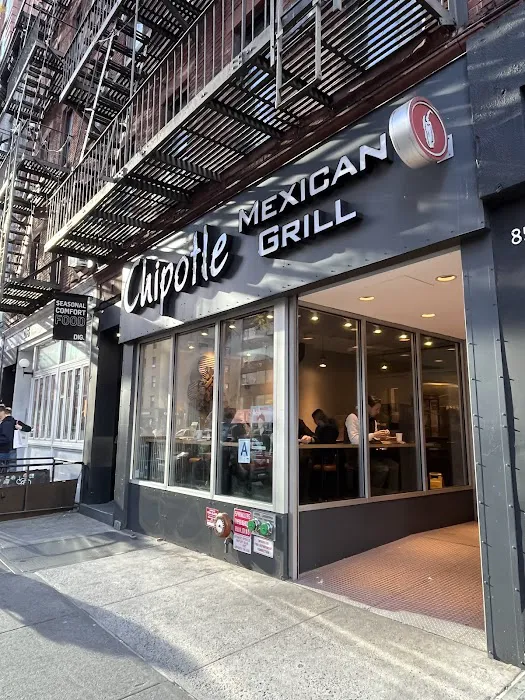 Chipotle Mexican Grill Picture 1