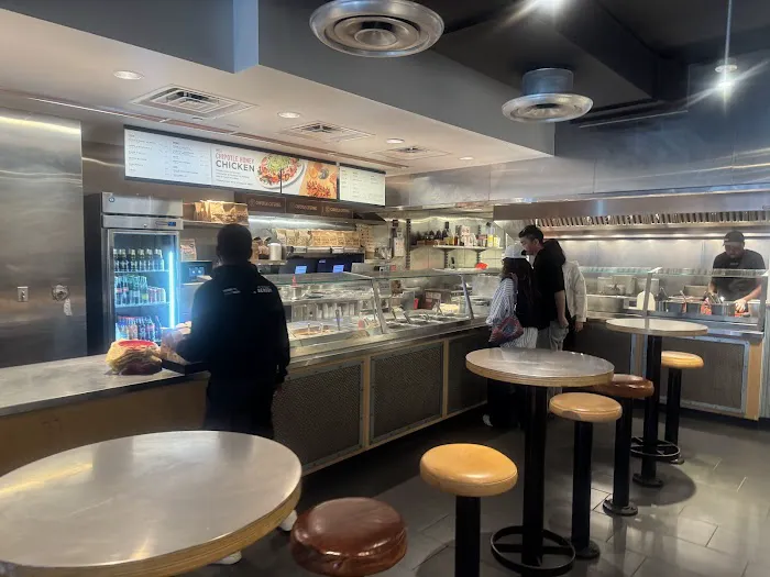 Chipotle Mexican Grill Picture 3