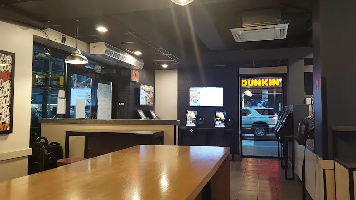 Taco Bell Cantina Picture 4