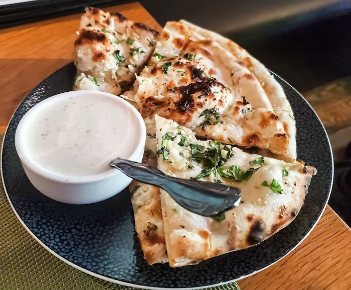 Saar Indian Cuisine & Bar Picture 5