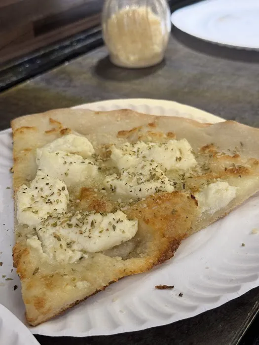 New York Grab N Go Picture 10