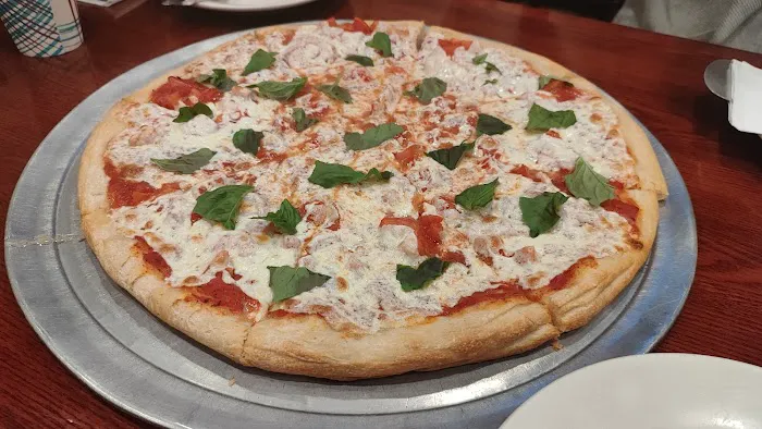 Francesco's Pizza Picture 1