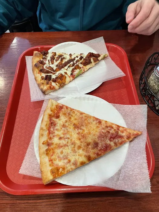 Francesco's Pizza Picture 2