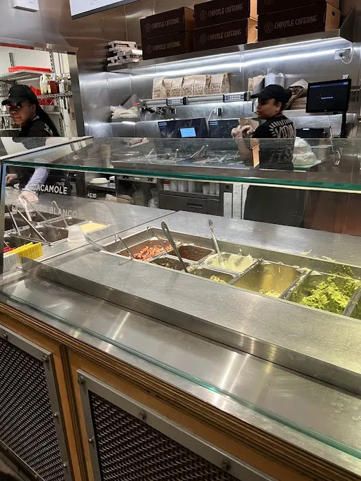 Chipotle Mexican Grill Picture 3