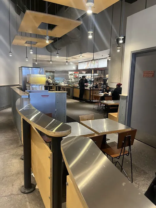 Chipotle Mexican Grill Picture 1