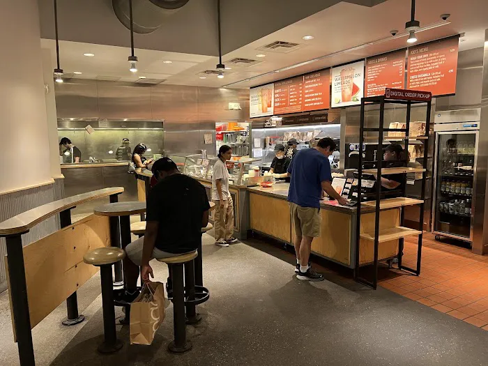 Chipotle Mexican Grill Picture 7
