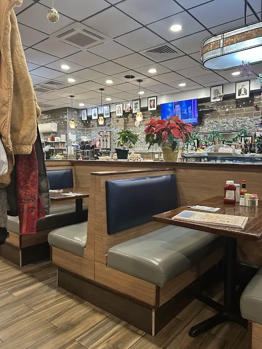 Utopia Diner Picture 6