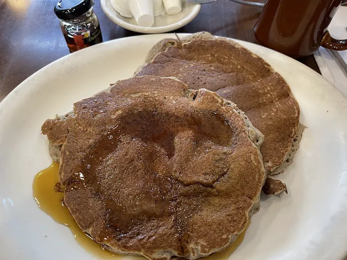Utopia Diner Picture 7