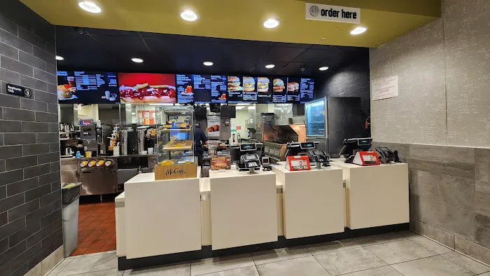McDonald's Picture 8
