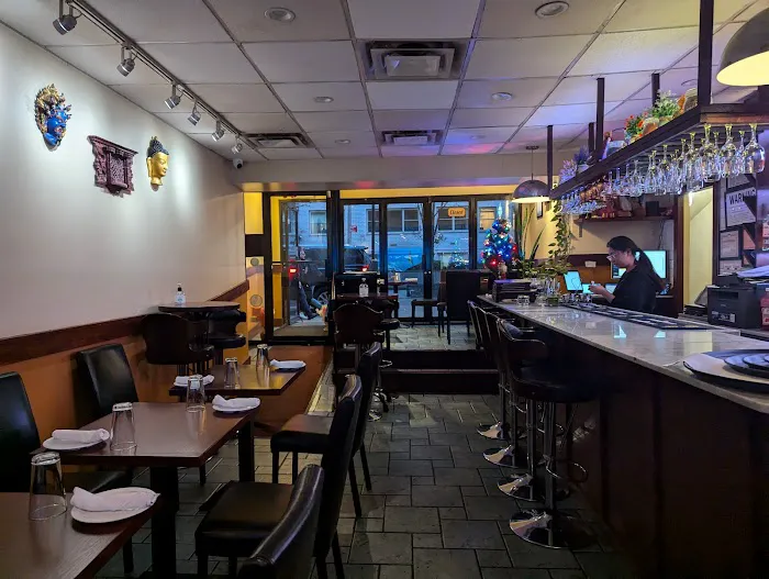 Himalayan Curry House Restaurant and Bar Picture 7