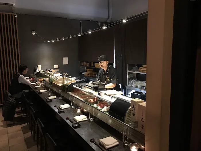 Nare Sushi Picture 3