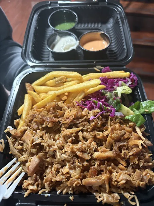 Shawarma Bay 1st Ave Picture 6