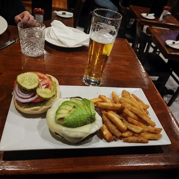 St. Pat's Bar & Grill NYC Picture 3