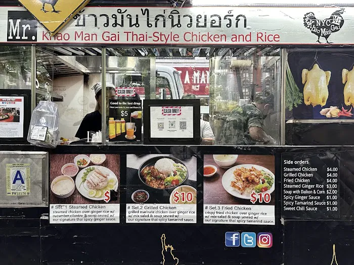 Mr. Khao Man Gai Food Truck Picture 8