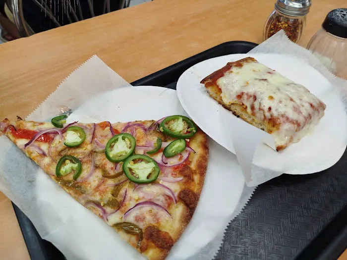 Little Italy Pizza Picture 9