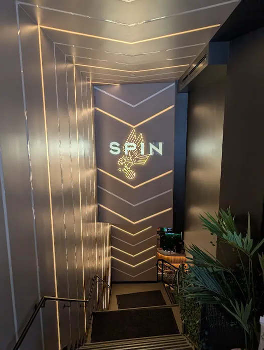 SPIN New York Midtown Picture 9