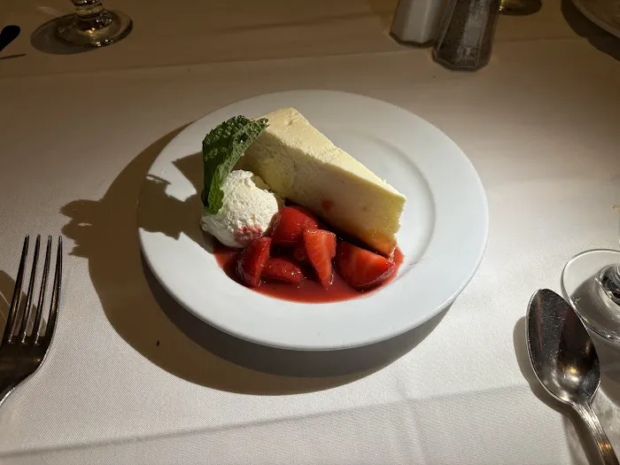 Gallagher’s Steakhouse NYC Picture 10