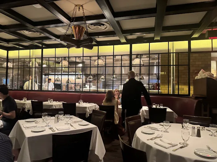 Gallagher’s Steakhouse NYC Picture 3