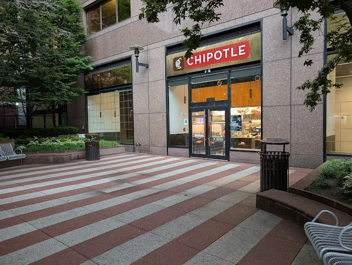Chipotle Mexican Grill Picture 6